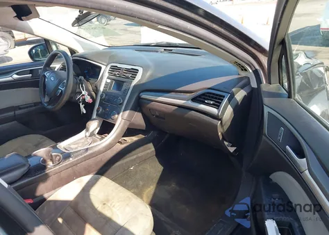 2015 Ford Fusion S z USA, uszkodzony, nr VIN 3FA6P0G79FR287586